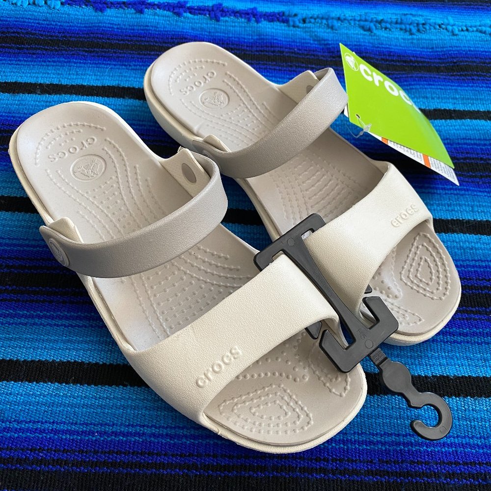 Crocs - Coretta Sandal in Oyster/Platinum - NWT
